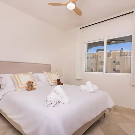2 Bedroom 2 Bathroom Penthouse Estepona