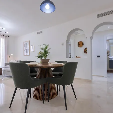 2 Bedroom 2 Bathroom Penthouse * Estepona