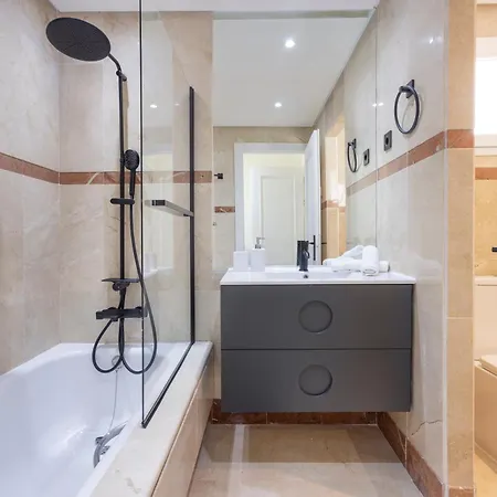 Apartment 2 Bedroom 2 Bathroom Penthouse Estepona